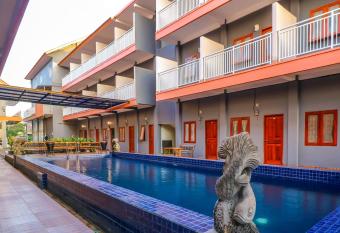 OYO 1670 Likko Inn allows 18 year olds to book a room