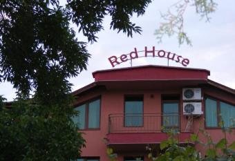 Red House Family Hotel has Balcony rooms