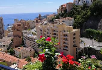 MAISON MICHELONI allows 18 year olds to book a room