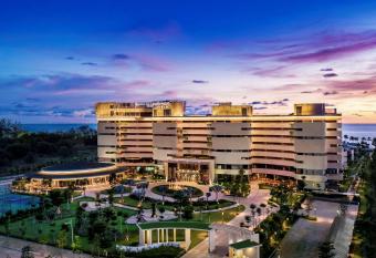 Pullman Phu Quoc Beach Resort has Balcony rooms