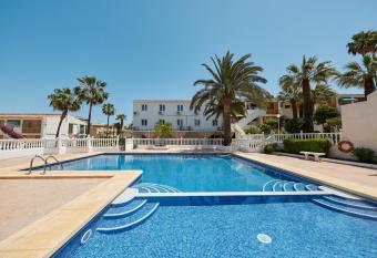 Amor de Helene has Balcony rooms