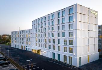 Residence Inn Ghent by Marriott allows 18 year olds to book a room