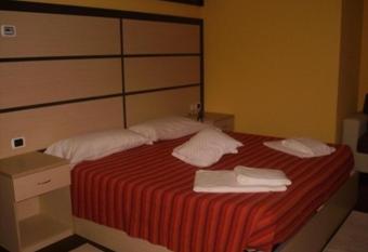 Hotel La Solitaria has Balcony rooms