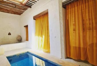 Makubwa House has Balcony rooms