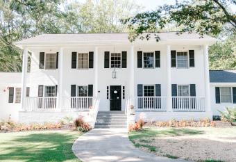 Georgia Palms & Gardens has Balcony rooms