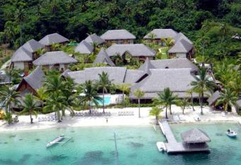 ROYAL BORA BORA allows 18 year olds to book a room