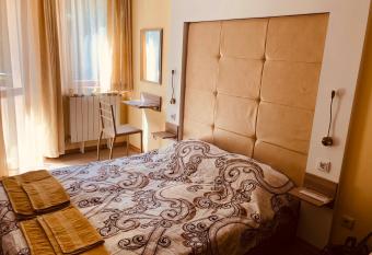 Studio Villa Park Premium Gold has Balcony rooms