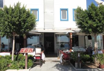 Dinc Pension allows 18 year olds to book a room