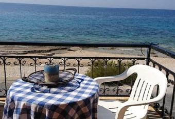 Eva s seafront house has Balcony rooms