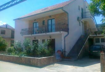 Apartments   perka has Balcony rooms