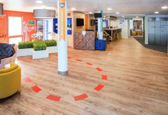 ibis Styles Carcassonne La Cit   allows 18 year olds to book a room