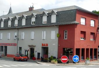 Logis des Voyageurs allows 18 year olds to book a room