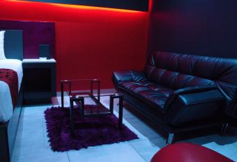 Motel Boutique Xpress allows 18 year olds to book a room