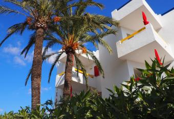 Apartamentos Mallorca SL has Balcony rooms