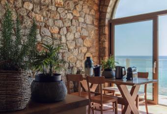 Stone Luxury Suites - Adults Only allows 18 year olds to book a room