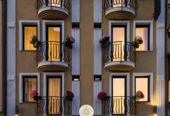 Labirint Boutique Hotel allows 18 year olds to book a room