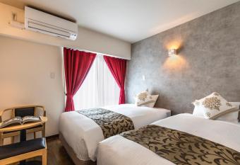 Mr.KINJO inn Rycom Kitanakagusuku has Balcony rooms