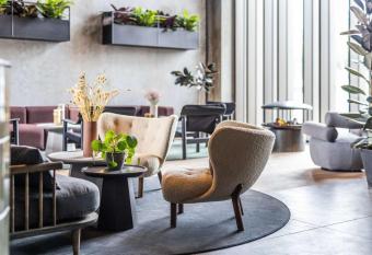 Peak 12 Hotel has Balcony rooms