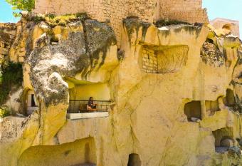 Heritage Cave Suites has Balcony rooms