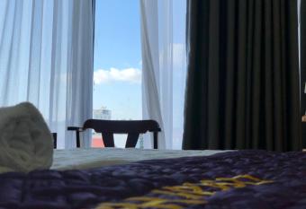 Oscar Hotel allows 18 year olds to book a room