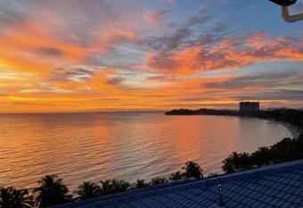 Seri Bulan Apartment Teluk Kemang allows 18 year olds to book a room