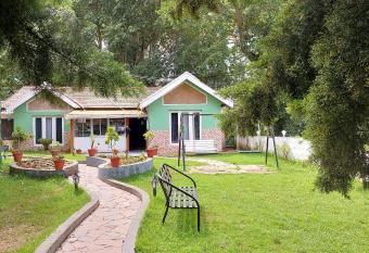 GREEN CASA OOTY(FAMILIES ONLY) has Balcony rooms