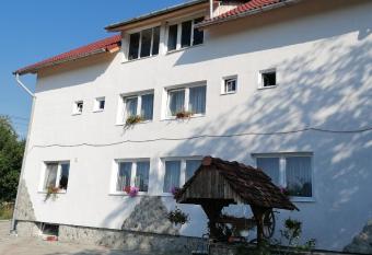 Casa Tonyza has Balcony rooms