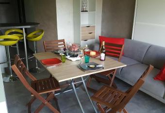    DOUBS SEJOURS allows 18 year olds to book a room