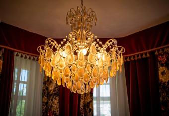 Vila Rozalia Garden Gate has Balcony rooms