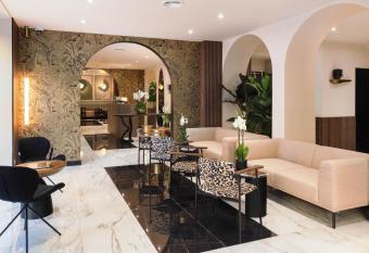 Hotel Khla Nice has Balcony rooms