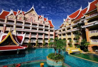 Ayodhaya Palace Beach Resort-Family run -SHA Plus certified allows 18 year olds to book a room