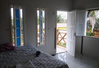 Salinas-Casa em condominio com trapiche has Smoking/Balcony rooms