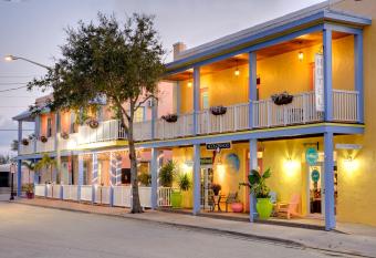 Old Colorado Inn has Balcony rooms