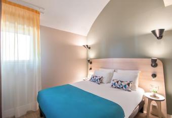 Appart City Confort Montpellier Saint Roch allows 18 year olds to book a room