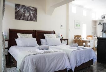 Panda s Guest Cottages allows 18 year olds to book a room