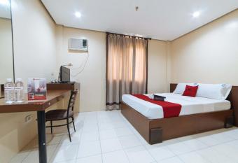 RedDoorz near Olongapo Bus Terminal allows 18 year olds to book a room