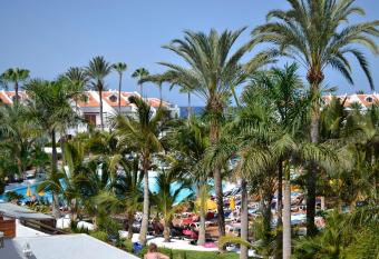 3 Santiago Playa Tenerife allows 18 year olds to book a room