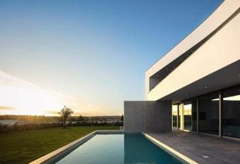 Casa L-N-Noa Boutique room whit private pool allows 18 year olds to book a room