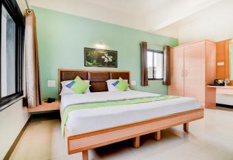 Treebo Trend Gul-Bahar Satara allows 18 year olds to book a room
