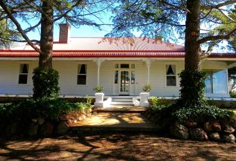 Moore Park Inn has Balcony rooms