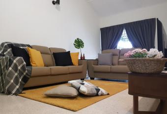 Richbaliz Homestay @ Selayang Jaya allows 18 year olds to book a room