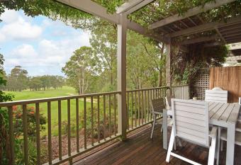 Villa 2br Vermentino SS located within Cypress Lakes Resort has rooms with a private hot tub