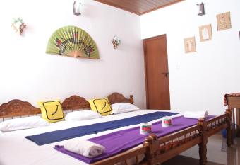 Dream Catcher Home Stay has Balcony rooms