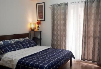Comfy condo unit 5mins from Mactan Airport+Netflix allows 18 year olds to book a room