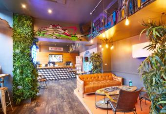 St Christopher s Edinburgh Old Town allows 18 year olds to book a room