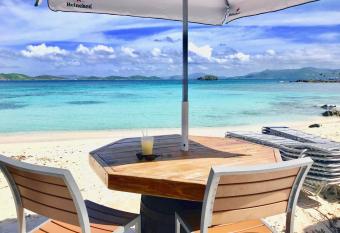 Ocean Front Sapphire del Mar B-107 allows 18 year olds to book a room