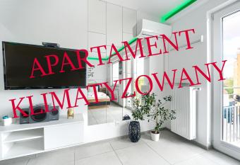 Good Day Apartments- private parking new town has Balcony rooms
