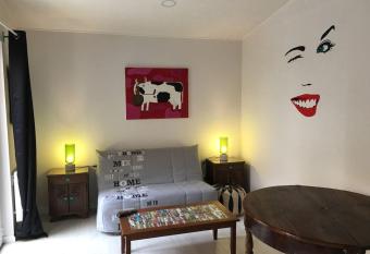 LE PIED A TERRE SELESTADIEN has Balcony rooms