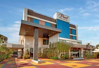 Pearl Hotel & Banquets Ahmedabad allows 18 year olds to book a room