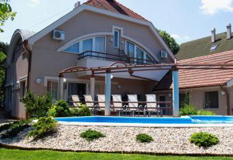 Princess Apartman has Balcony rooms